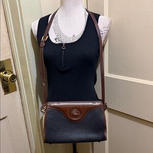 Dooney & Bourke Crossbody Bag